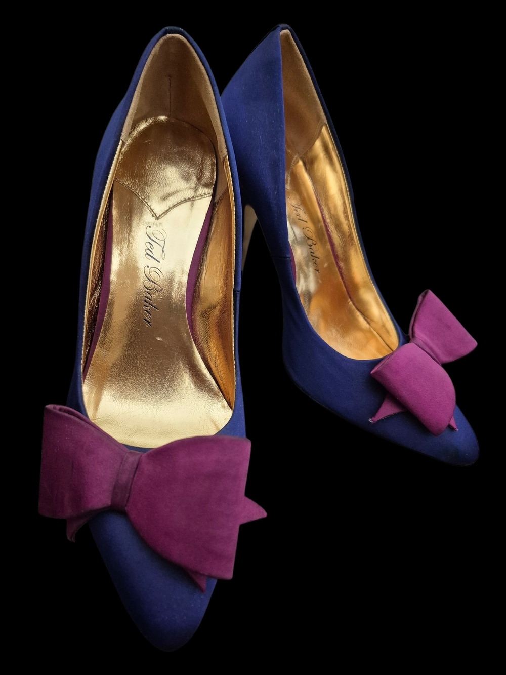 💕TED BAKER Navy Pointed Toe Pumps with Purple Bow💕